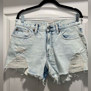 Abercrombie & Fitch The Boyfriend Short